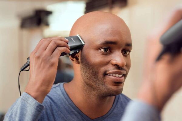 ⁦ماكينة فيليبس Philips Hair Clipper With 4 Click-On Combs⁩ - الصورة ⁦5⁩