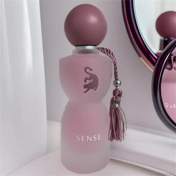⁦عطر جورجينا Sense Laverne by Laverne Perfumes⁩ - الصورة ⁦3⁩