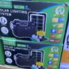 نظام شمسي مع 4 لمبات LED راديو شحن USB