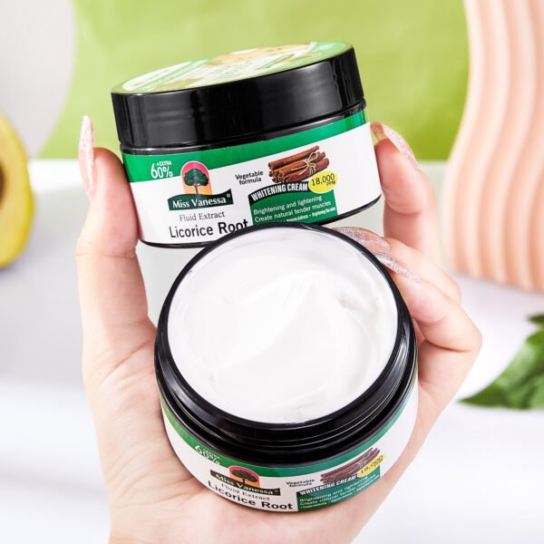 ⁦كريم عرق السوس Licorice Root Whitening  للتفتيح والترطيب⁩ - الصورة ⁦3⁩