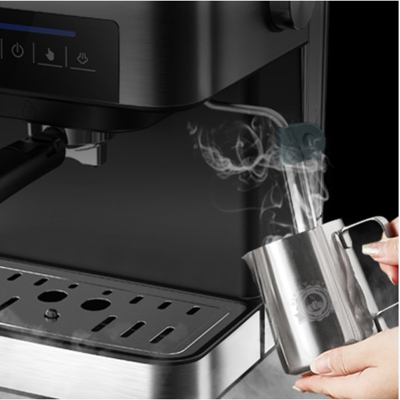 ماكينة القهوة + صانعة رغوة للحليب 15 بار بسعة 1.8 لتر Sonashi