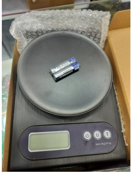 ميزان مطبخ إلكتروني بسعة 5 كجم مع شاشة LED  للقياس الدقيق