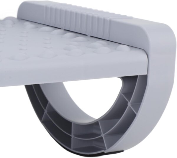 مسند قدم قابل للحمل لتدليك القدمين وتخفيف التعب بعد ساعات العمل الطويلة.