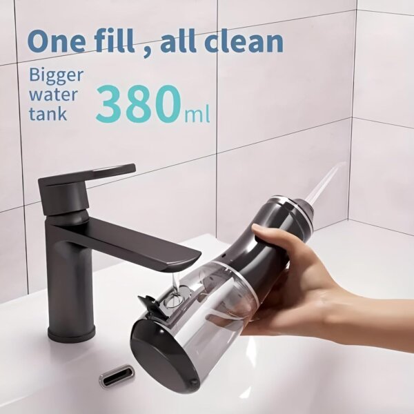 مضخة تنظيف الأسنان بالماء المحمول سعة 380 مل قابل للشحن مزوّد بـ 4 رؤوس