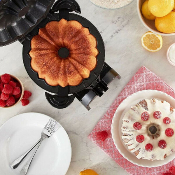 صانعة الكيك Sokany بقوة 1800 واط – سطح غير لاصق وتصميم دوّار لنتائج مثالية