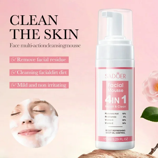 غسول 4×1 فوم رغوة فيتامين C&E و النياسيناميد والهيالورونيك SADOER Facial Cleansing Mousse