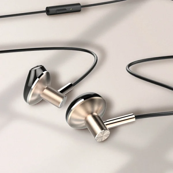 سماعة سلكية داخل الأذن Type C مع مايكروفون عالي الدقة – LDNIO HP-09C