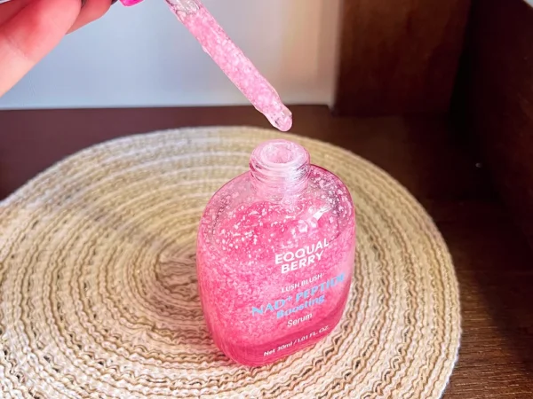 سيروم EQQUALBERRY شد ومقاومة التجاعيد NAD+ Peptide Boosting - منتجات كورية