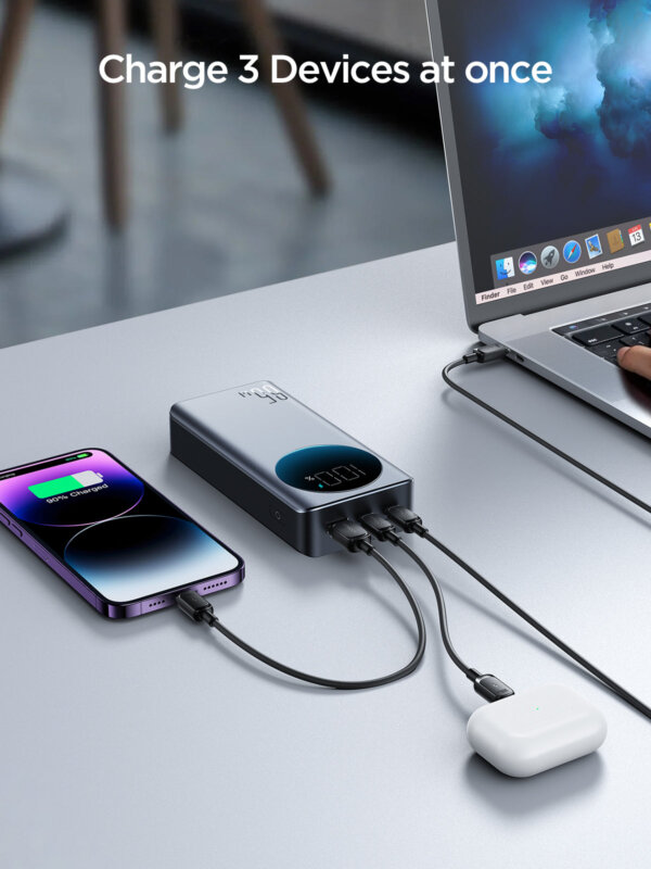 شاحن بورتابل 30W بقوة 30000mAh مع كابل USB إلى Type-C - أسود