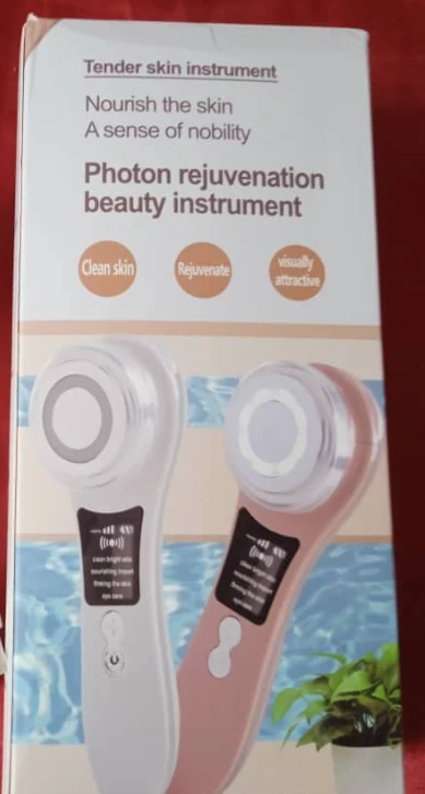 جهاز تجديد و شدّ البشرة Photon Rejuvenation Beauty Instrument