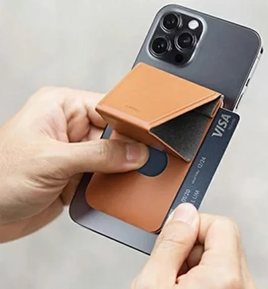 حامل بطاقات وحامل هاتف مغناطيسي UNIQ Lyft بتصميم Snap-On