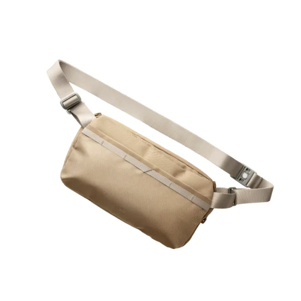 حقيبة UNIQ Denver كروس بودي قماشية للاستخدام اليومي والرحلات