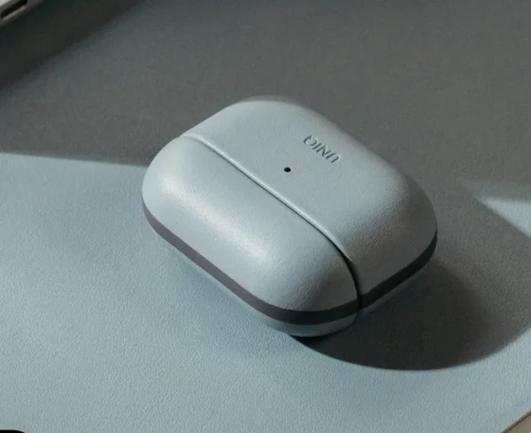 كفر UNIQ Lyden DS لسماعات AirPods Pro الجيل الثاني (2022) مع حزام يد