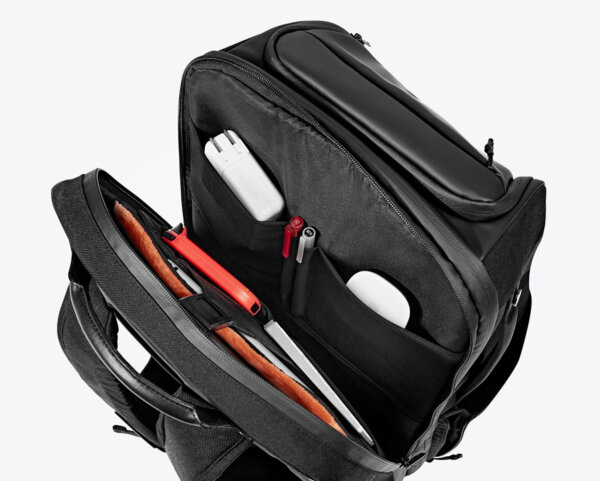 حقيبة ظهر مقاومة للماء من WIWU طراز WARRIORS بخامة CORDURA مضادة للسرقة وشاحن سريع 20W مع حجرة ملابس داخلية - لون أسود