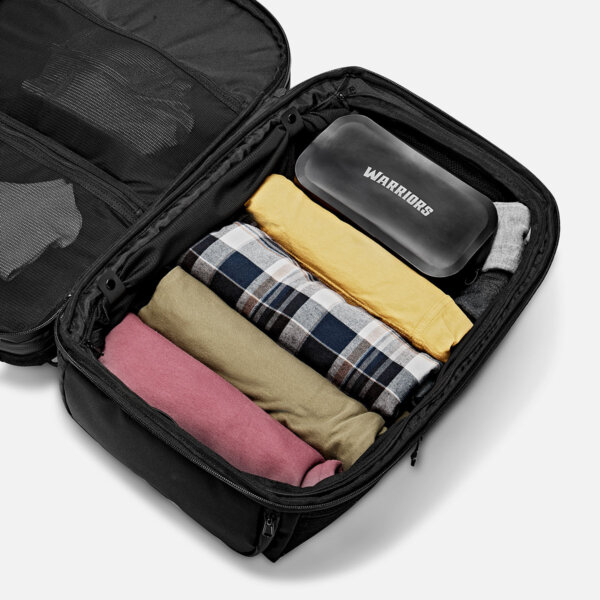 حقيبة ظهر مقاومة للماء من WIWU طراز WARRIORS بخامة CORDURA مضادة للسرقة وشاحن سريع 20W مع حجرة ملابس داخلية - لون أسود