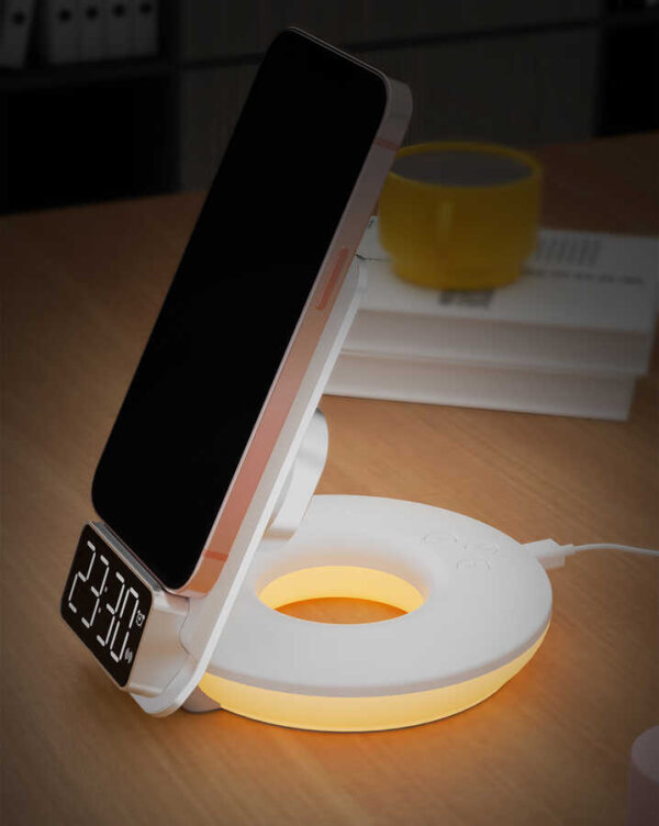 شاحن لاسلكي 4 في 1 WIWU M11 بقدرة 15 واط مع قاعدة مغناطيسية وضوء ليلي