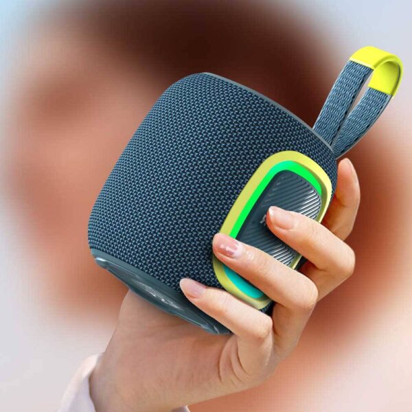سماعات بلوتوث WIWU Sounder Speaker P25 بطارية 1500mAh وتقنية Bluetooth V5.3 للتشغيل 4-6 ساعات