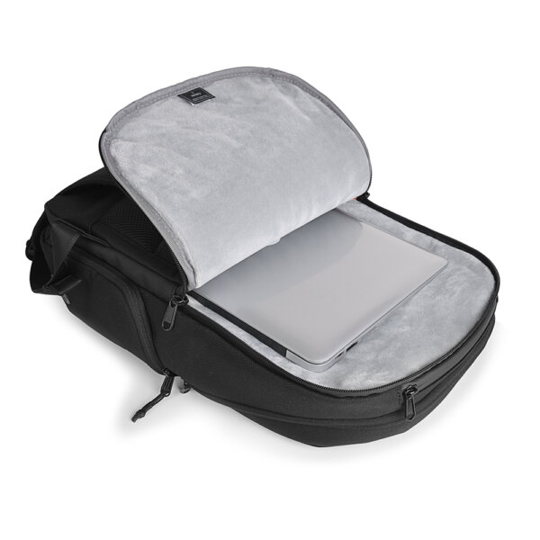 حقيبة ظهر للكمبيوتر المحمول WIWU Warriors Backpack X Pro سوداء