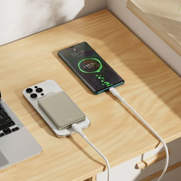 powerbank-ultrafino-5000-mah-5.webp شاحن مغناطيسي WIWU 5000 مللي أمبير Ultra Thin - حقيبة لابتوب عمودية WIWU Alpha 11 بوصة