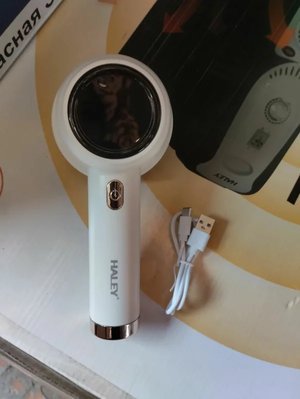 ماكينة إزالة الوبر القابل للشحن بمحرك عالي السرعة لتنظيف الملابس والأقمشة (14) ماكينة إزالة الوبر القابل للشحن بمحرك عالي السرعة لتنظيف الملابس والأقمشة