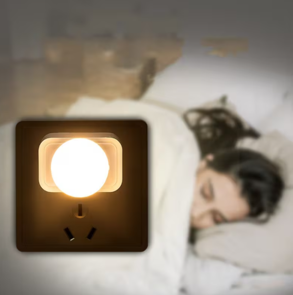 Mini USB Night Light Warm مصباح ضوء USB ليلي صغير إضاءة لون صحراوي – 5 قطع
