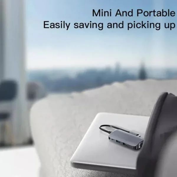 HB15 USB Hub من YESIDO (6 منافذ عملية USB،RJ45،SD،TF)