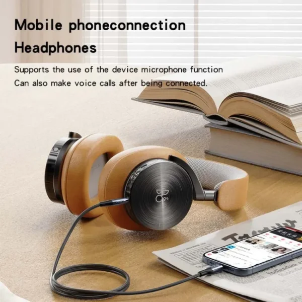 محول صوتي من USB-C إلى 3.5 ملم YAU42