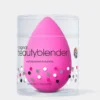 إسفنجة دمج مكياج احترافية (Beauty Blender) – نتيجة ناعمة وطبيعية بدون خطوط