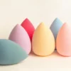 إسفنجة دمج مكياج احترافية (Beauty Blender) – نتيجة ناعمة وطبيعية بدون خطوط