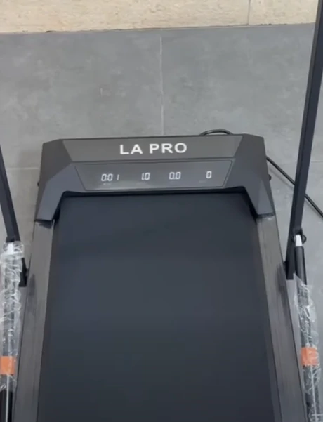 جهاز مشي كهربائي LA PRO قابل للطي مع جكات – 10 سرعات وريموت كنترول