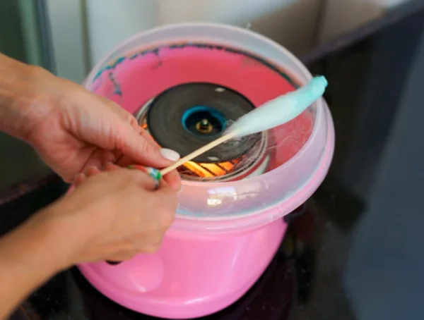 ماكينة غزل البنات المنزلية – 500 واط مع تصميم مدمج وسهلة الاستخدام