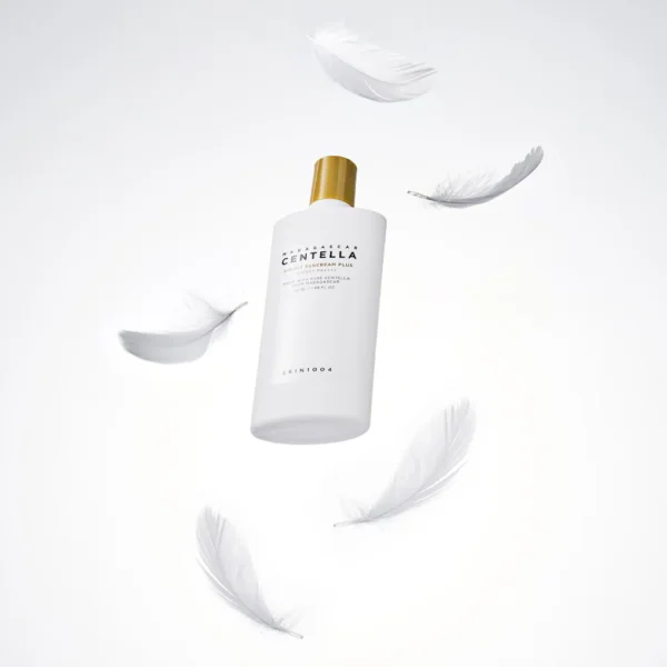 واقي شمس فيزيائي SKIN1004 Centella Air-Fit Suncream Plus SPF50+ PA++++ منتجات كورية (2) واقي شمس فيزيائي SKIN1004 Centella Air-Fit Suncream Plus SPF50+ PA++++ منتجات كورية